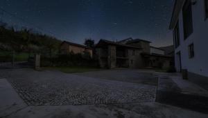 [Casa Gio] 18 amici, una griglia, mille stelle