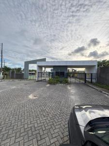 Casa de praia, condomínio, 200m da praia