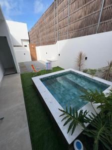 Casa de praia, condomínio, 200m da praia