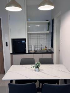 Mizu Homestay - SK One Garden Residence B-11
