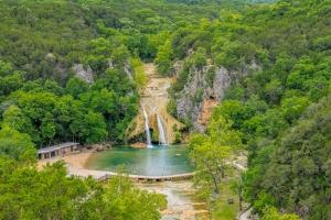 Cedar Falls Cabin 5: 12 Mile to Turner Falls