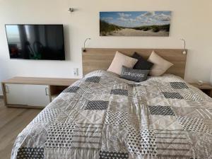 74 - Holiday apartment with sea view