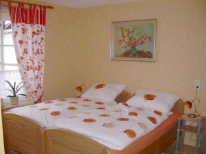 Holiday home in Ulsnis with swimming pool