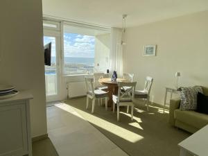 45 II - South Sea View
