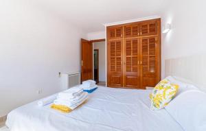 Nice Home In Maria De La Salut