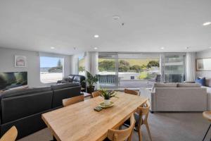 2 Marine Parade