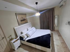 Great place to stay, just 2 minutes from Boca Chica Beach