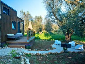 Il Nostro Sogno - Madonna by Tiny Away