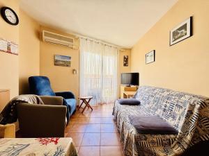 Apartamento a 50m de la playa en Roses - ES-258-158