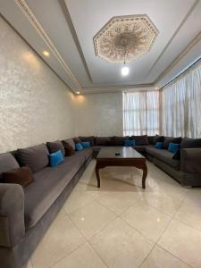 Lhamra luxe