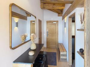 Appartement élégant, vue montagne - 10 pers. - FR-1-275-226