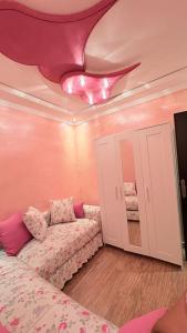 Chic, quiet, cozy pink apartment near Marjane