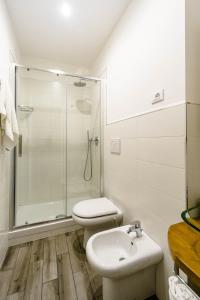 Spacious Double Room with Private Bathroom