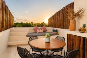 Penthouse with Private Rooftop Pool & Terrace