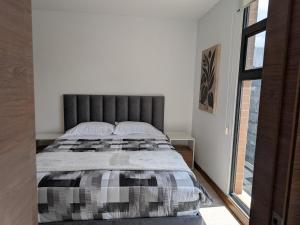 Modern apartment with pool at Recoleta Tower Quito