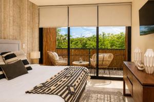 Luxury Tropical PH Private Pool