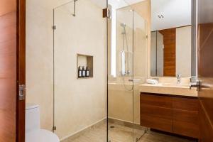 Luxury Tropical PH Private Pool