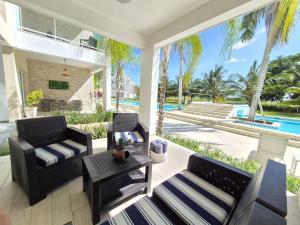 Pool & Golf View Condo Inside Hard Rock Area