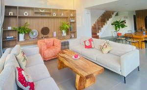Hoang Retreat 888