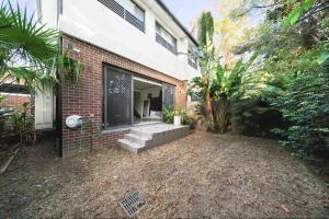 3BR Townhouse in Strathfield for Family Stay
