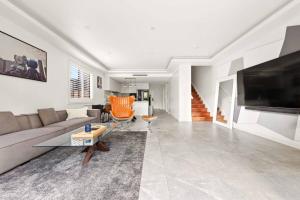 3BR Townhouse in Strathfield for Family Stay