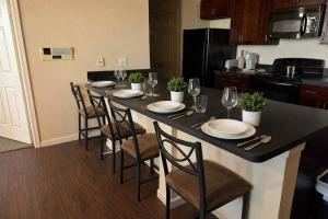 Apex Executive Apartments - 820 Benge Dr TX