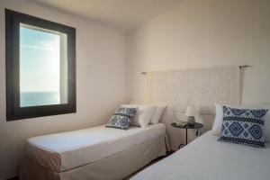 Infinity Pool Villa By The Sea Near Villasimius img12