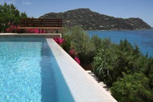 Infinity Pool Villa By The Sea Near Villasimius img19