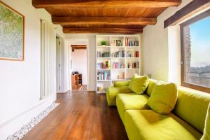 Authentic Farmhouse Among Vineyards In Alta Langa