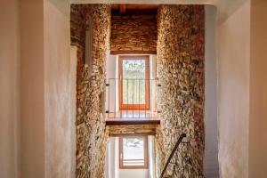 Authentic Farmhouse Among Vineyards In Alta Langa