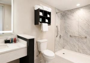 LX Hotel, SureStay Collection by Best Western, Manchester near Arnold AFB