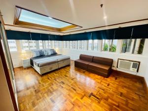 LetStay Near Okada Manila 3BR Condo 366 Sqm
