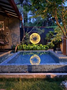 Moonrise villa