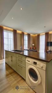 Lafayette De Saigon - Serviced Apartment D1 HCMC