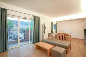 Tops10 Resort Donggang Cistar