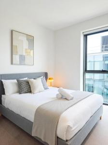 Central 3BR Apt near Darling Harbour & Chinatown