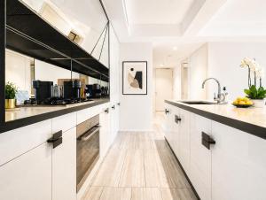 Central 3BR Apt near Darling Harbour & Chinatown