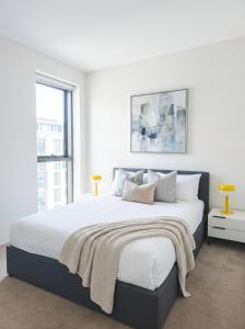 Central 3BR Apt near Darling Harbour & Chinatown
