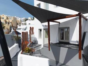 Lumera Suites