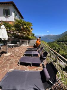 Villa Lariana in Como, Lake view, Pool & Garden!