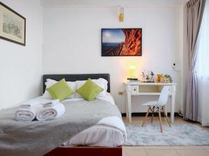 Xin Hotel at Udomsuk 25