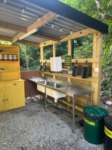 Stones and Stars Boutique Glamping in Radford Quarry SPARROW