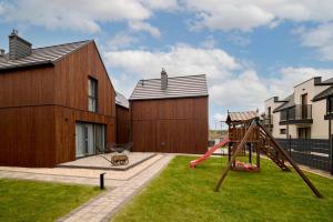 Sunset Wood Resort Jastrzębia Góra by Downtown Apartments