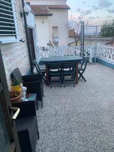 Svarchi Marcelli Posizione Tranquilla e Riservata