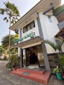 Hotel Prima Asri 153