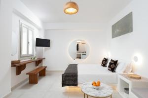 Lumera Suites