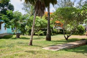 KL beach road Diani