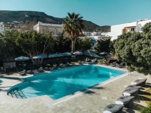 Polos Hotel Paros