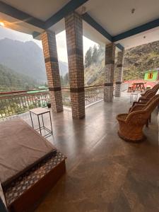 Formosa Cafe & Stays