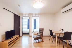 Kuromon market apartment
